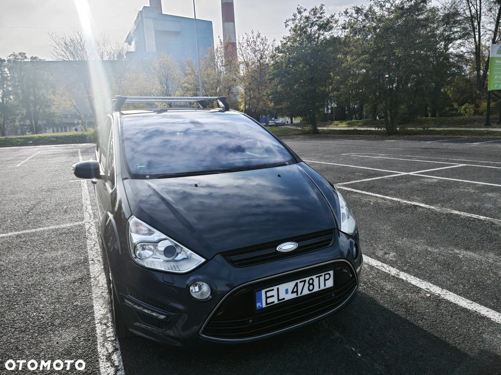 Ford S-Max - 14