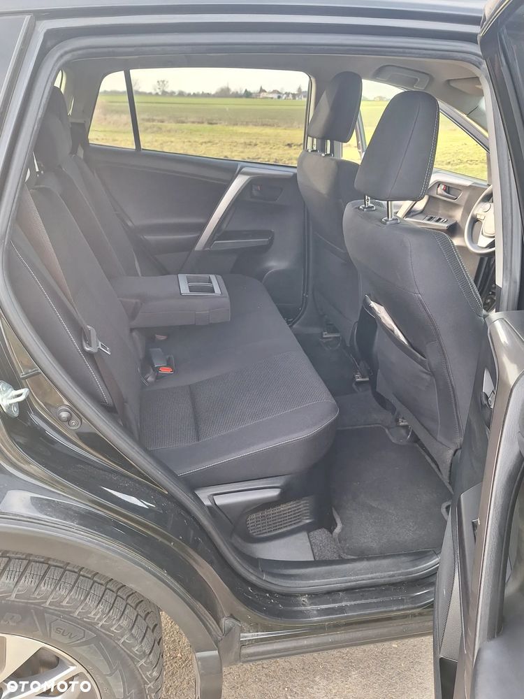 Toyota RAV4 - 18