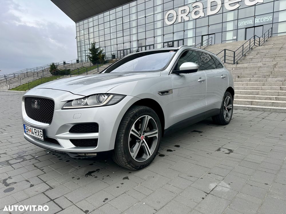 Jaguar F-Pace - 10