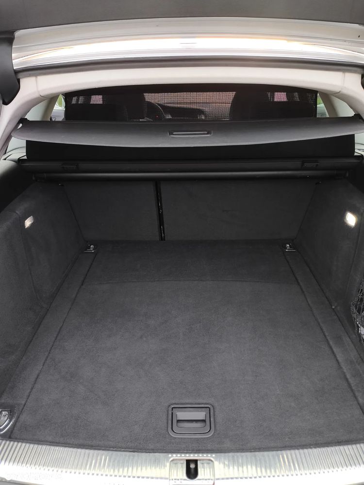 Audi A4 Avant 2.0 TDI DPF Attraction - 12