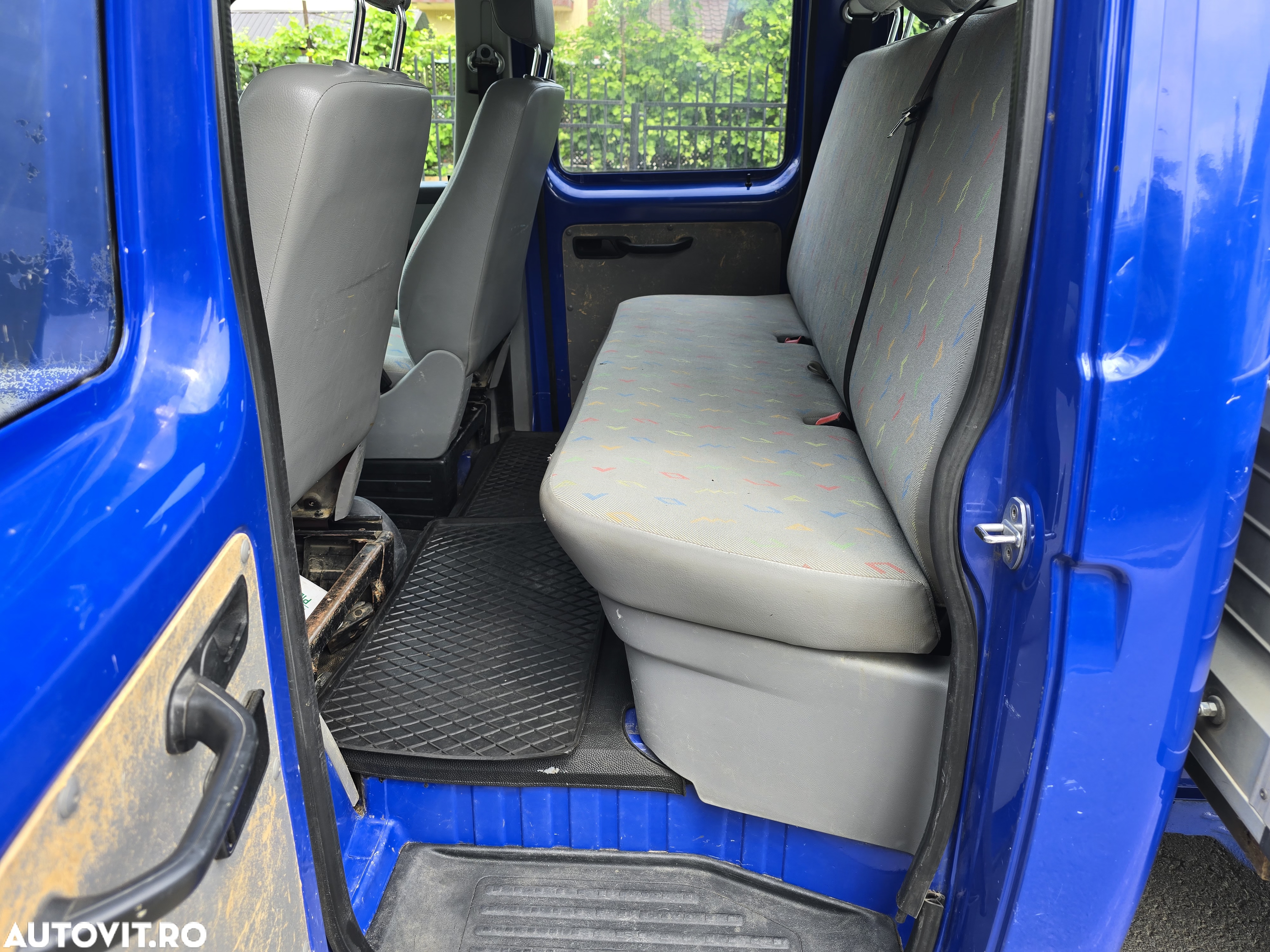 Volkswagen Transporter - 8