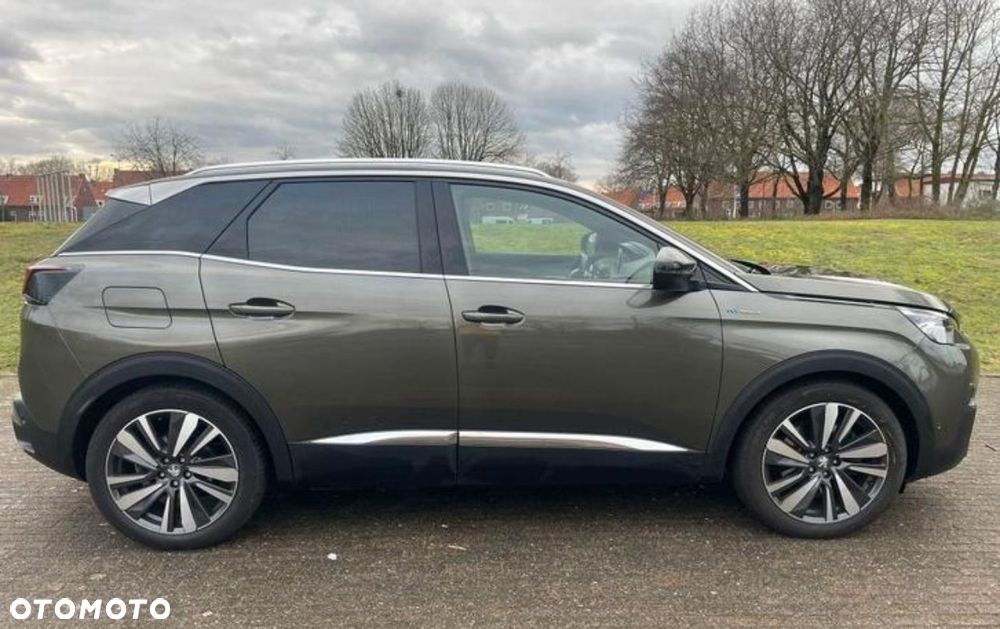 Peugeot 3008 1.6 PureTech Hybrid4 PHEV GT Pack S&S EAT8 - 7