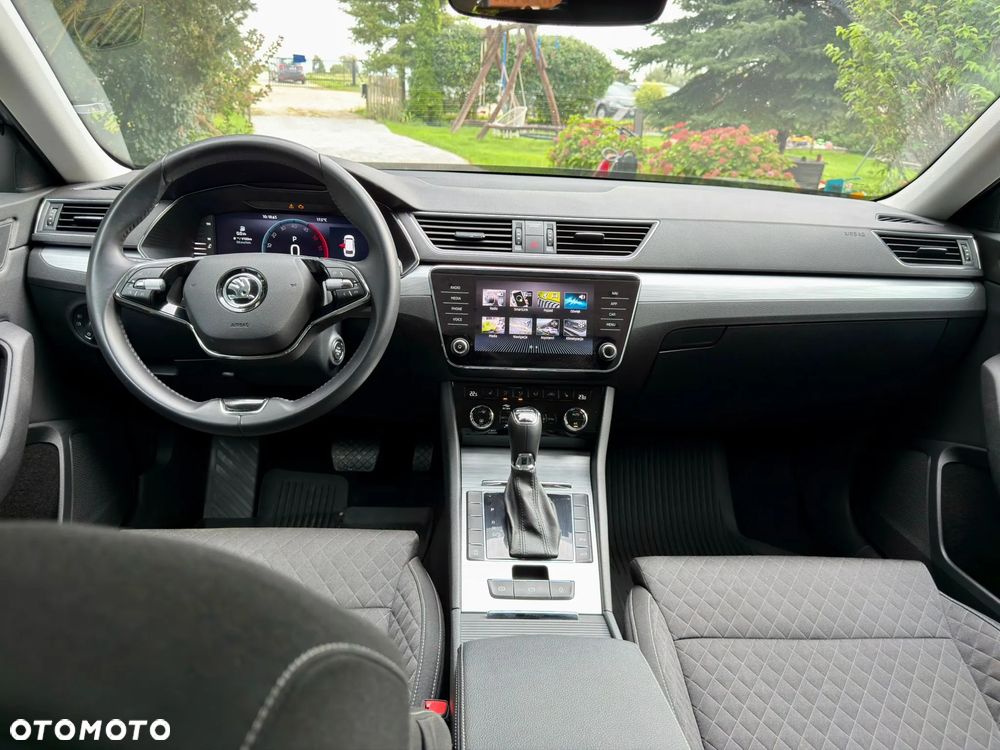 Skoda Superb 2.0 TDI SCR Ambition DSG - 5