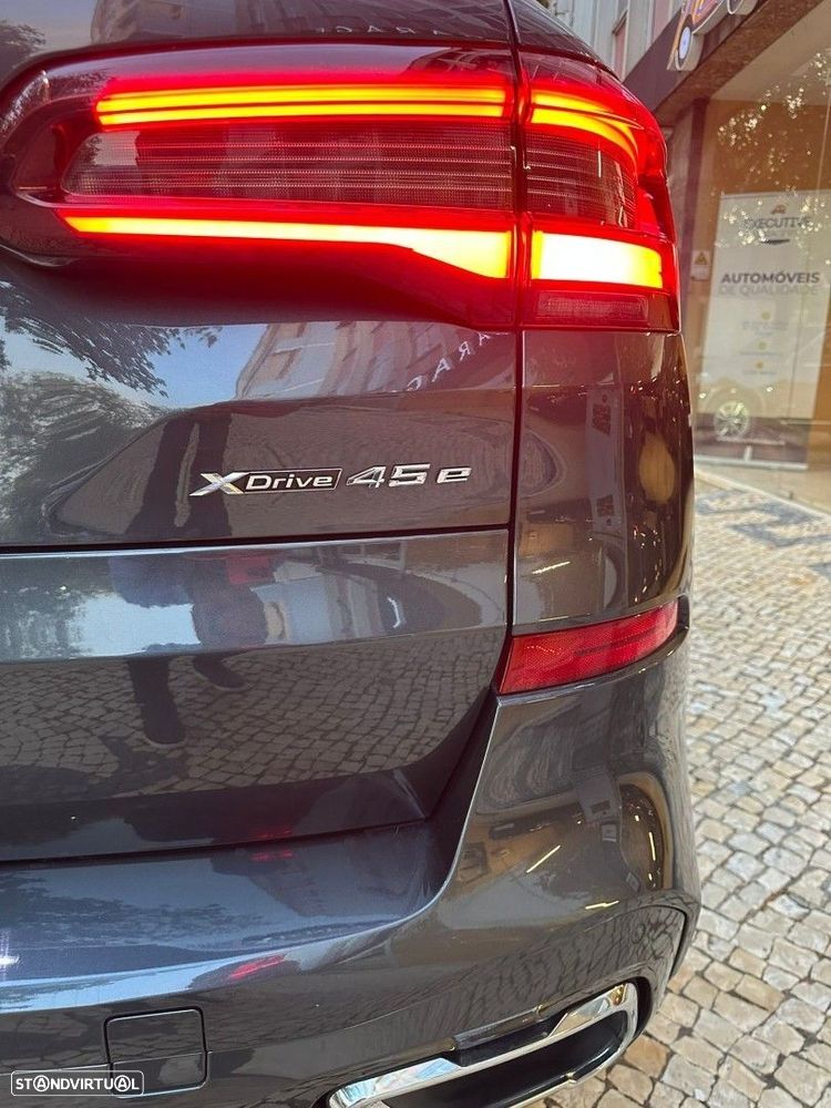 BMW X5 45 e xDrive Pack M - 17