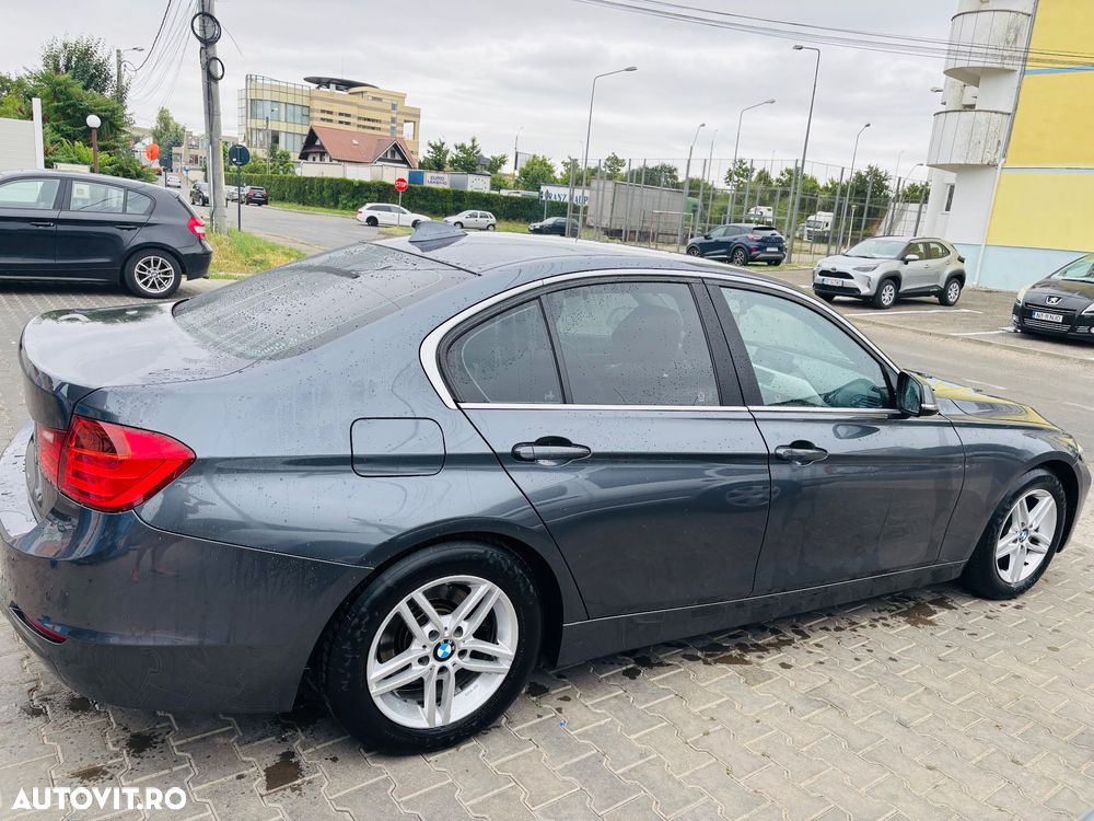 BMW Seria 3 320d - 3