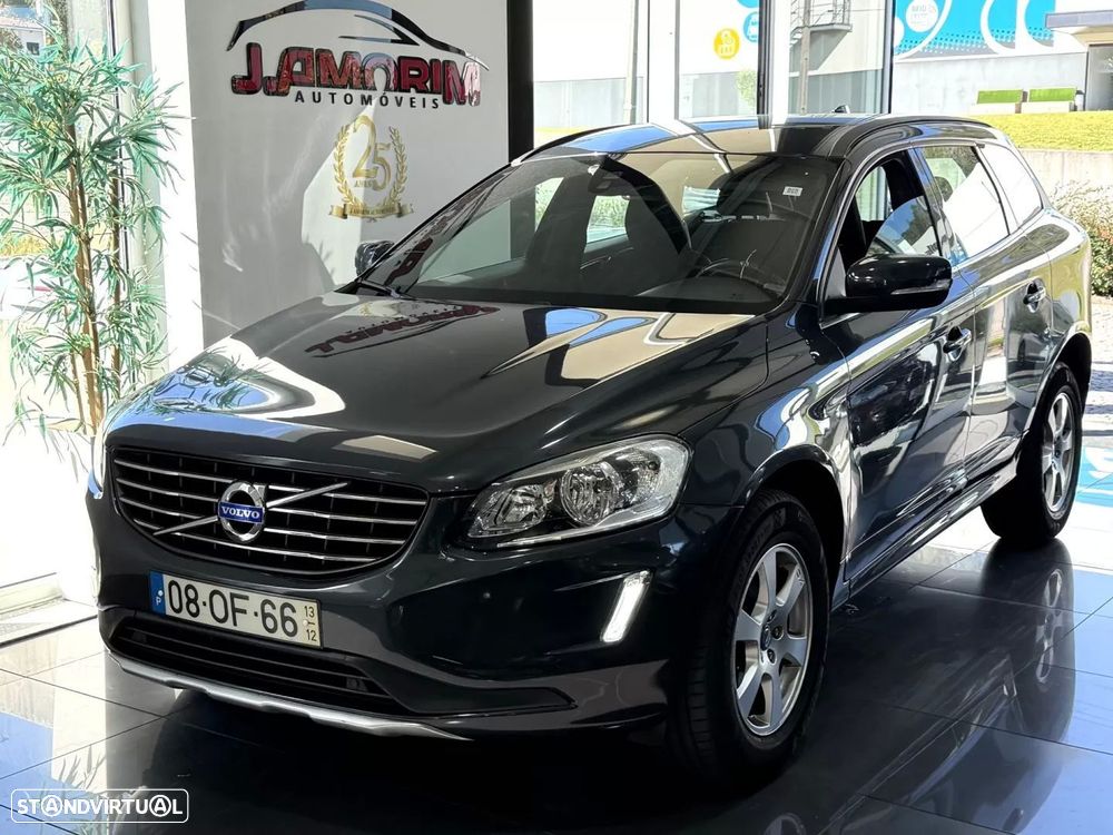 Volvo XC 60 2.0 D4 DRIVe Momentum — photo 3