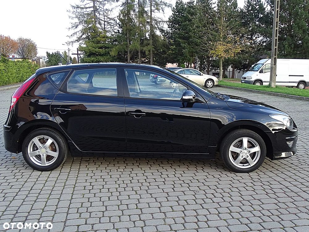 Hyundai i30 1.4 Edition Plus - 10