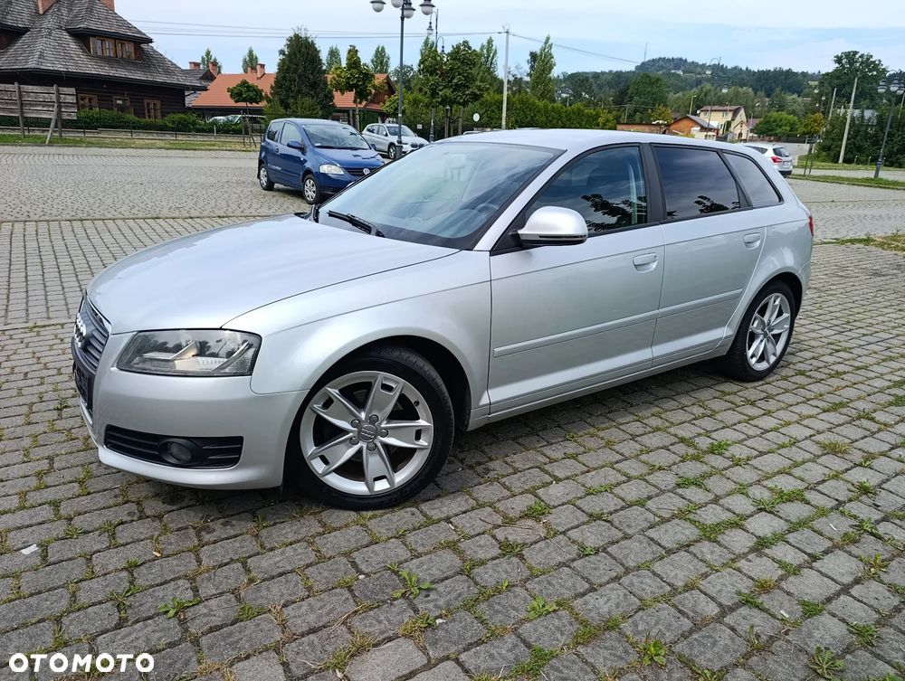 Audi A3 Sportback 2.0 TDI DPF Attraction - 2