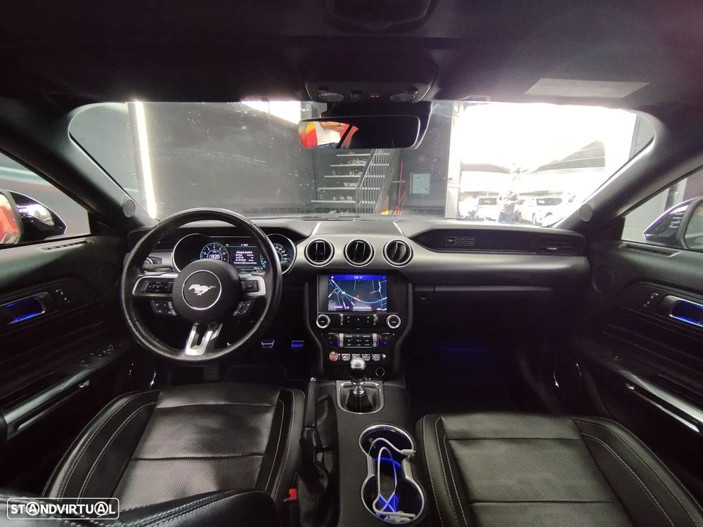 Ford Mustang 2.3i EcoBoost - 24