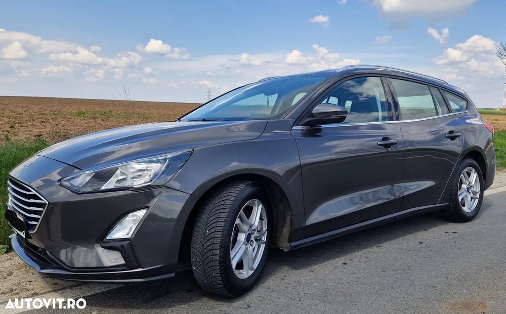 Ford Focus 1.0 EcoBoost Connected - 1