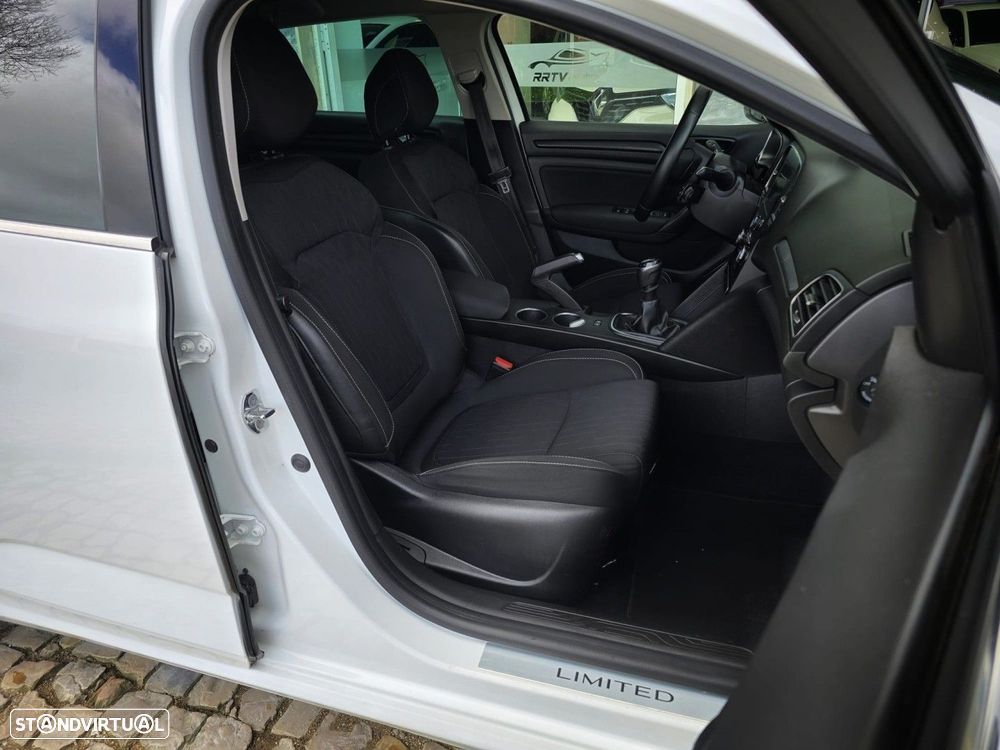 Renault Mégane Sport Tourer 1.3 TCe Limited - 17