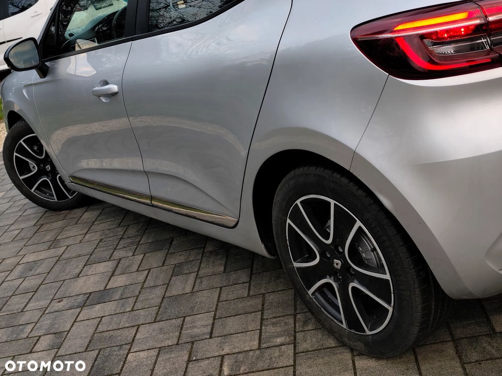 Renault Clio BLUE dCi 100 BUSINESS EDITION - 13