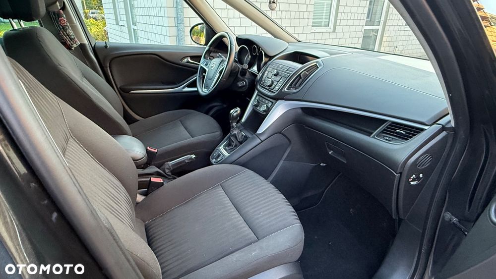 Opel Zafira Tourer 2.0 CDTI Edition - 24