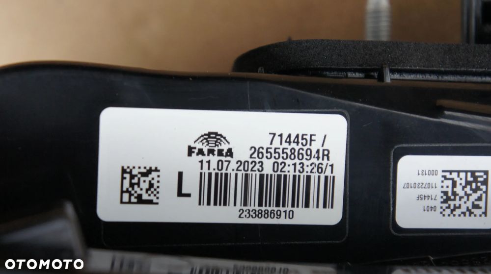 TYLNA LEWA LAMPA RENAULT CLIO V LIFT - 12