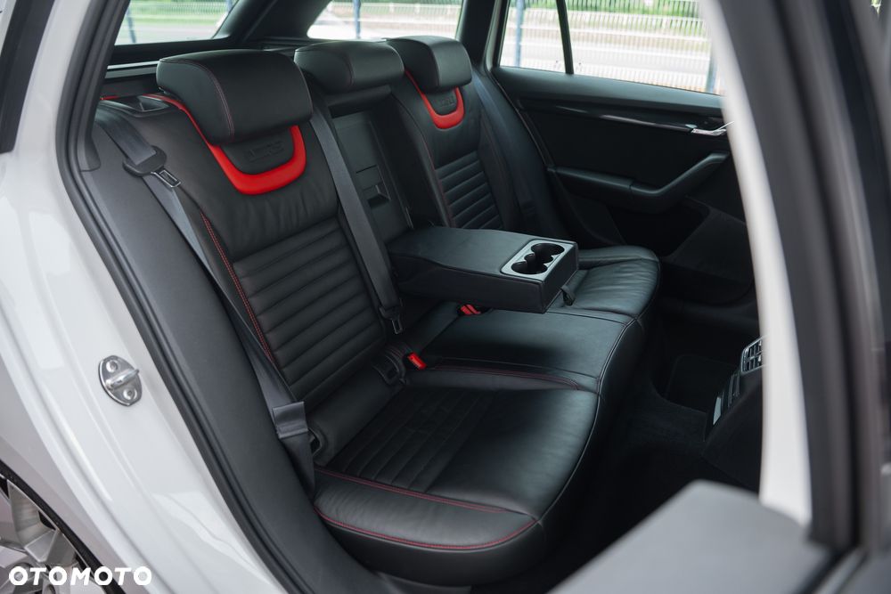 Skoda Octavia 2.0 TSI RS 230 - 36