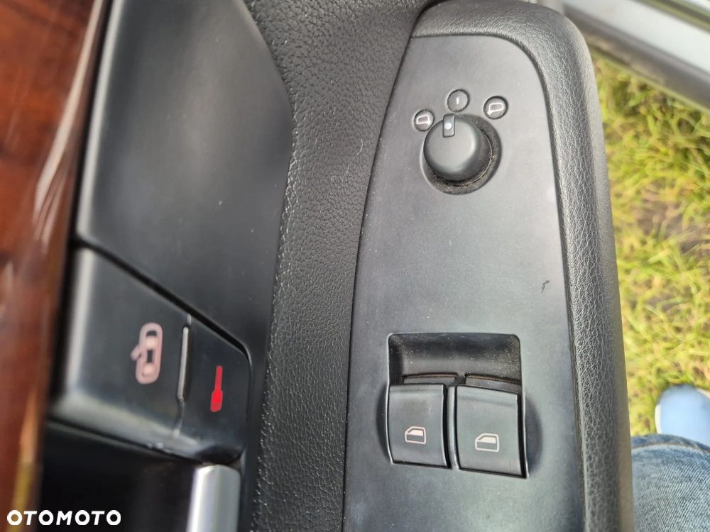 Audi A4 ver-2-0 - 14