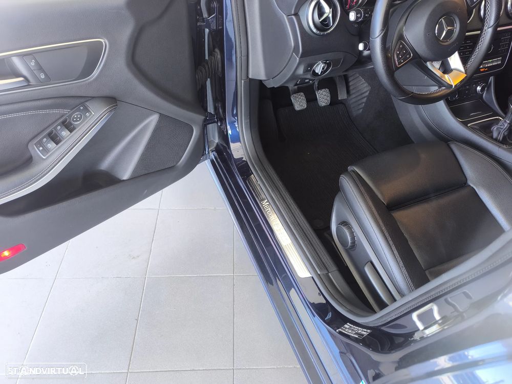Mercedes-Benz CLA 180 - 6