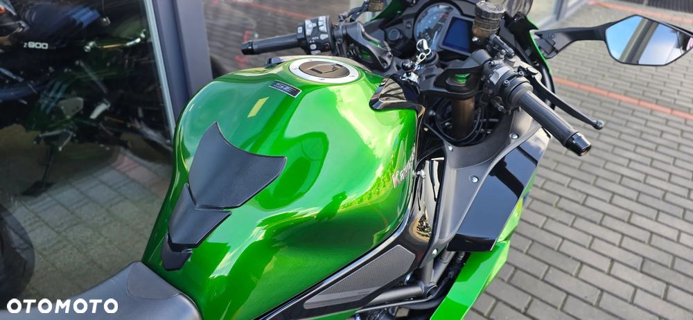 Kawasaki H2 - 20