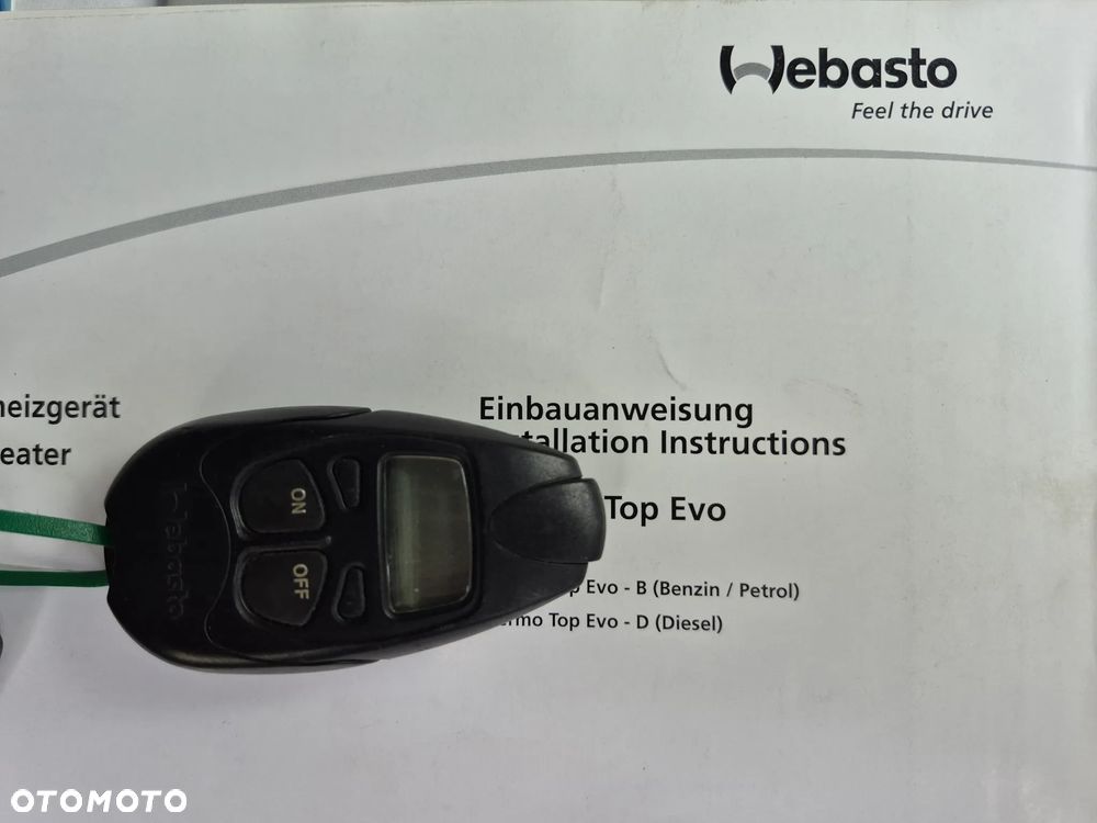 Toyota Prius (Hybrid) Executive - 25