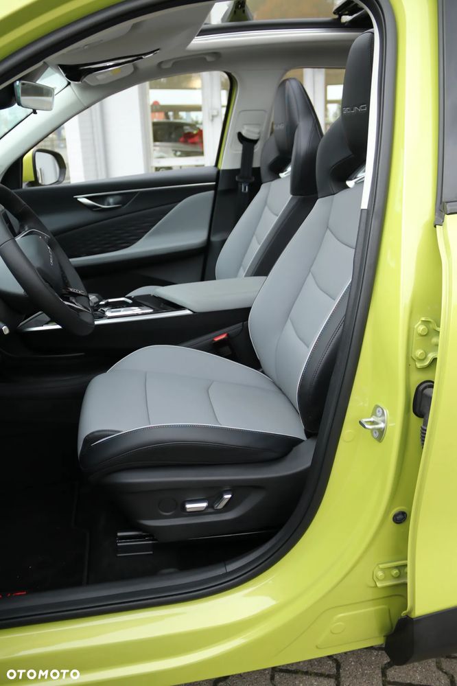 BAIC 5 Beijing 1.5T Business DCT - 12