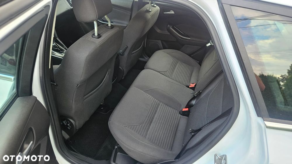Ford Focus 1.0 EcoBoost Titanium - 8