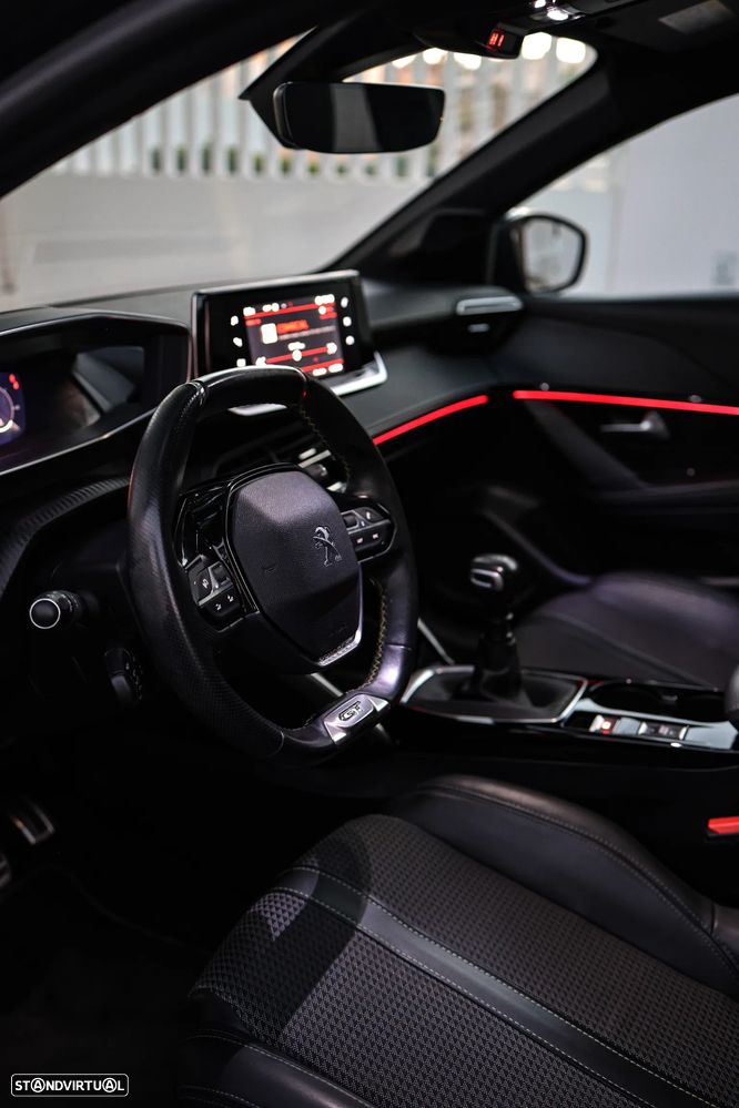 Peugeot 208 PureTech 100 GT Pack - 5