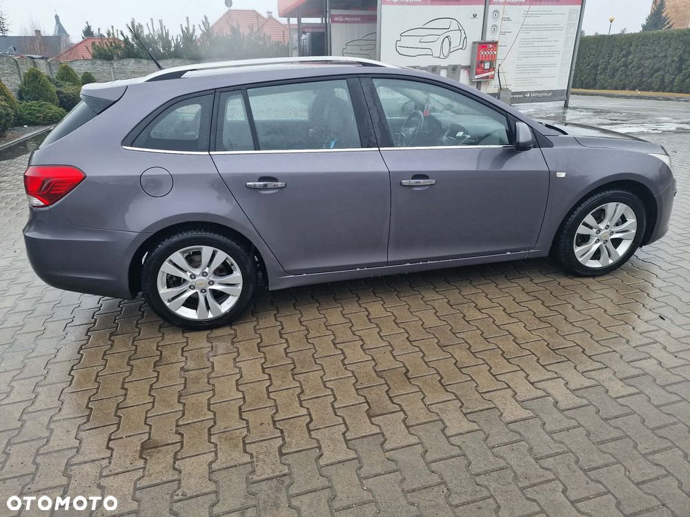 Chevrolet Cruze 1.7 D LT+ - 4