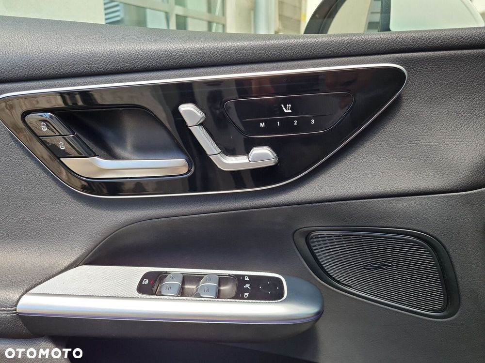 Mercedes-Benz GLC 220 d mHEV 4-Matic Avantgarde - 19