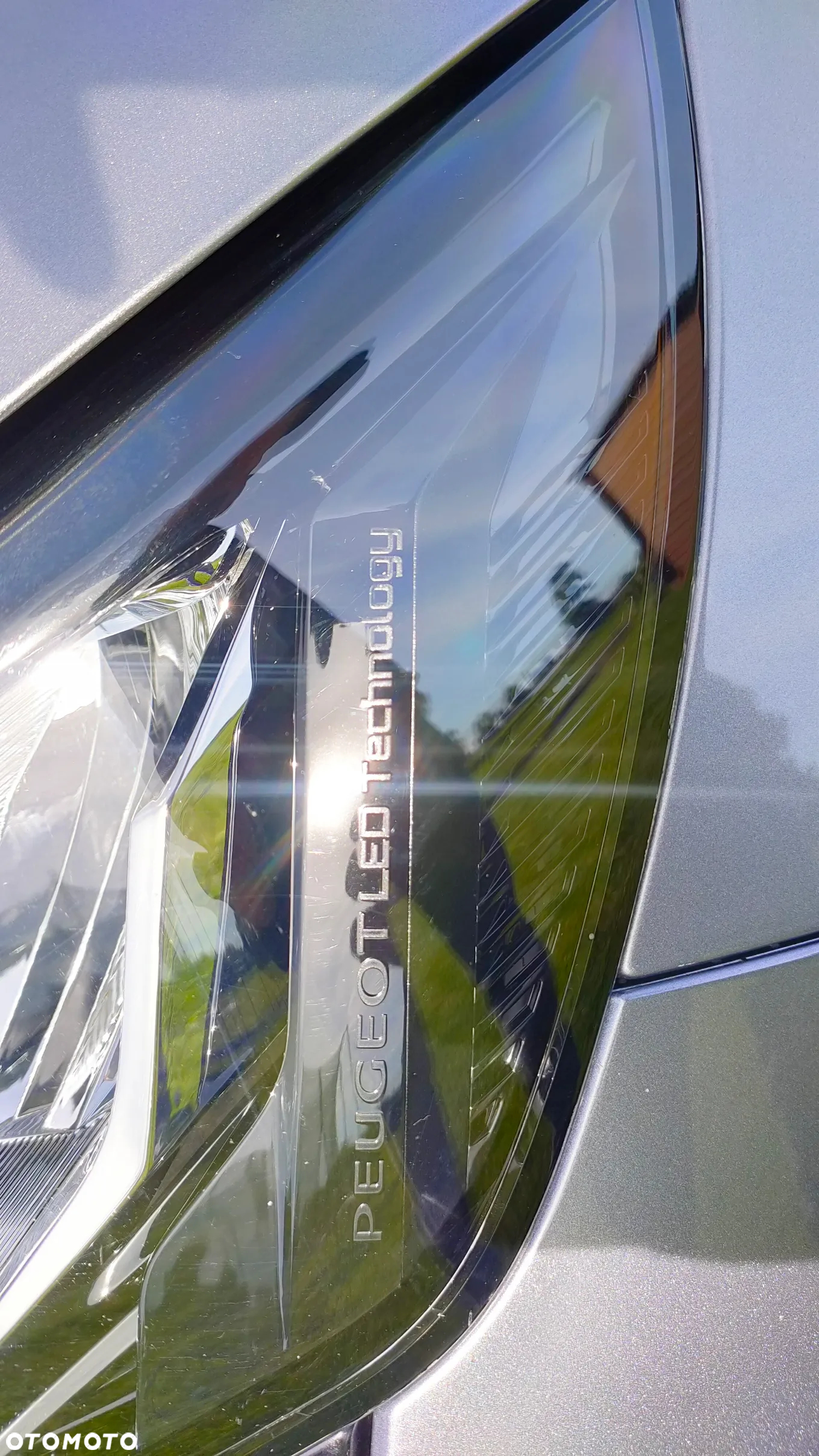 Peugeot 208 PureTech 100 Allure - 24