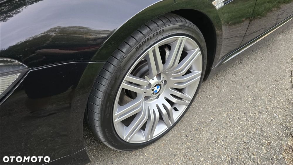 BMW Seria 6 645 Ci - 8