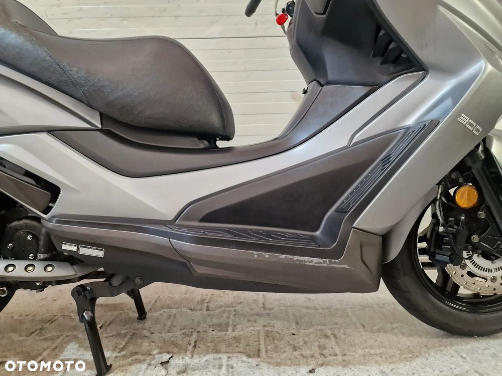 Kymco X-Town - 24