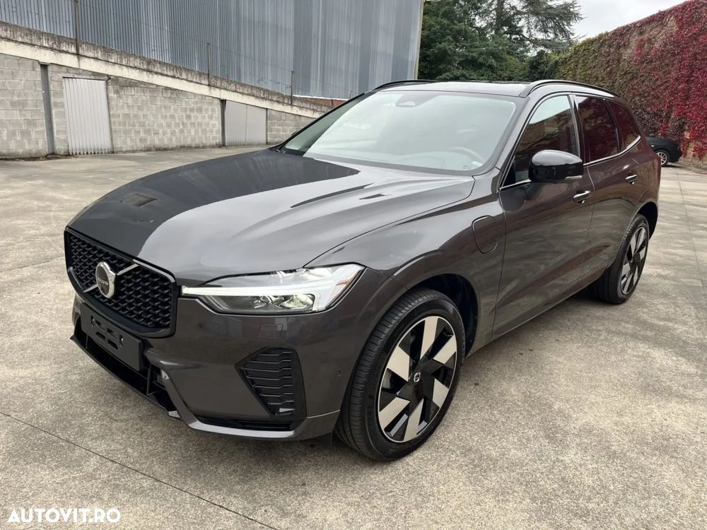 Volvo XC 60 T6 AWD Recharge Plus Dark - 2