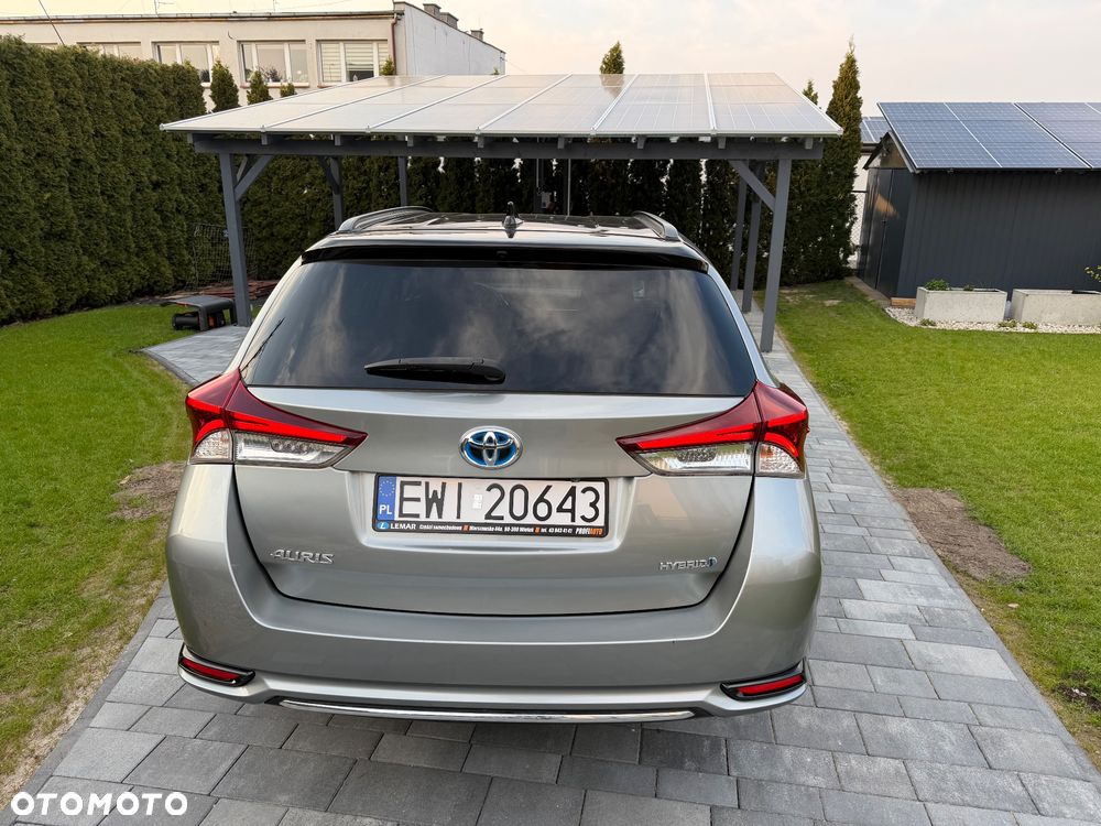 Toyota Auris Hybrid 135 Prestige - 9