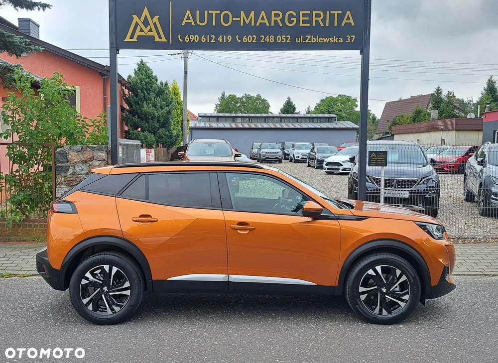 Peugeot 2008 1.2 Pure Tech GPF Allure S&S - 9