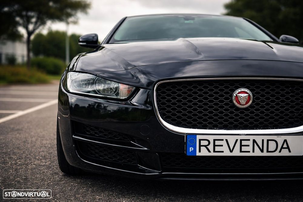 Jaguar XE 2.0 D Prestige AWD Aut. - 10