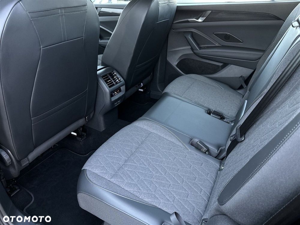 Volkswagen Tayron 1.5 eTSI mHEV Life DSG - 14