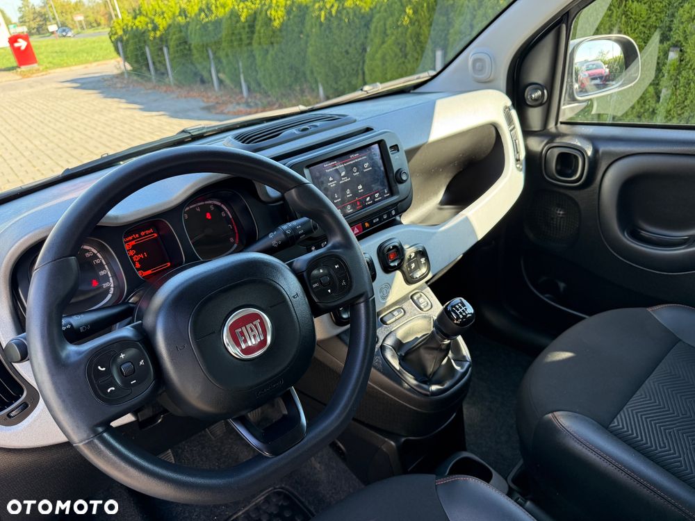 Fiat Panda 1.0 GSE Hybrid GARMIN - 17