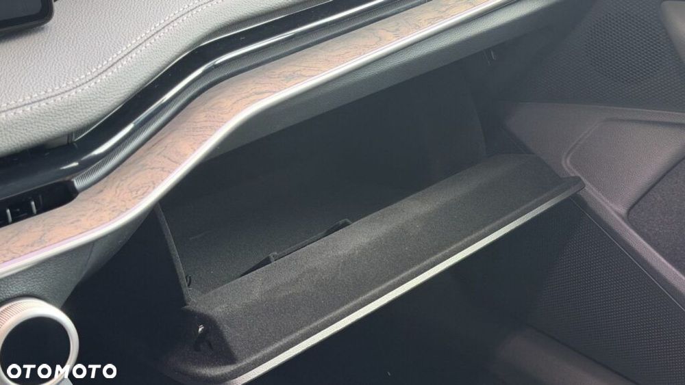 Skoda Superb 2.0 TSI L&K DSG - 32