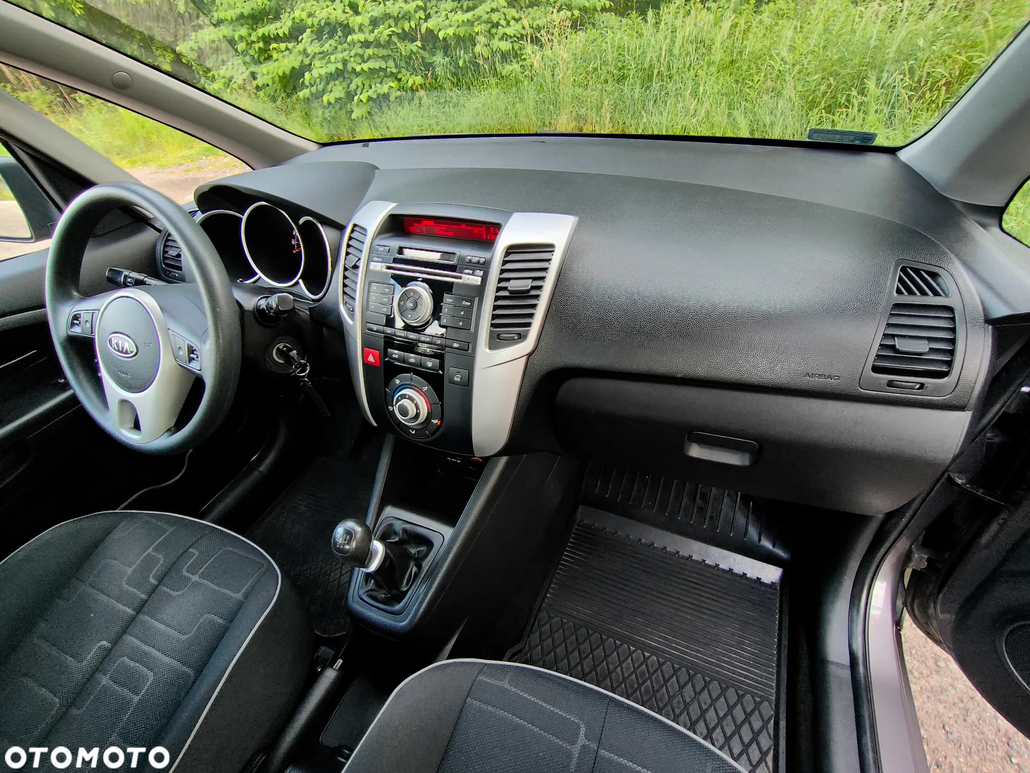 Kia Venga 1.6 M - 13