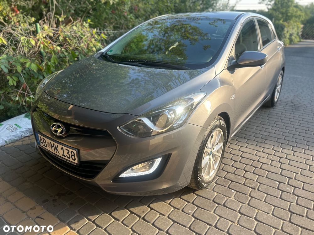 Hyundai i30 1.4 Comfort - 11