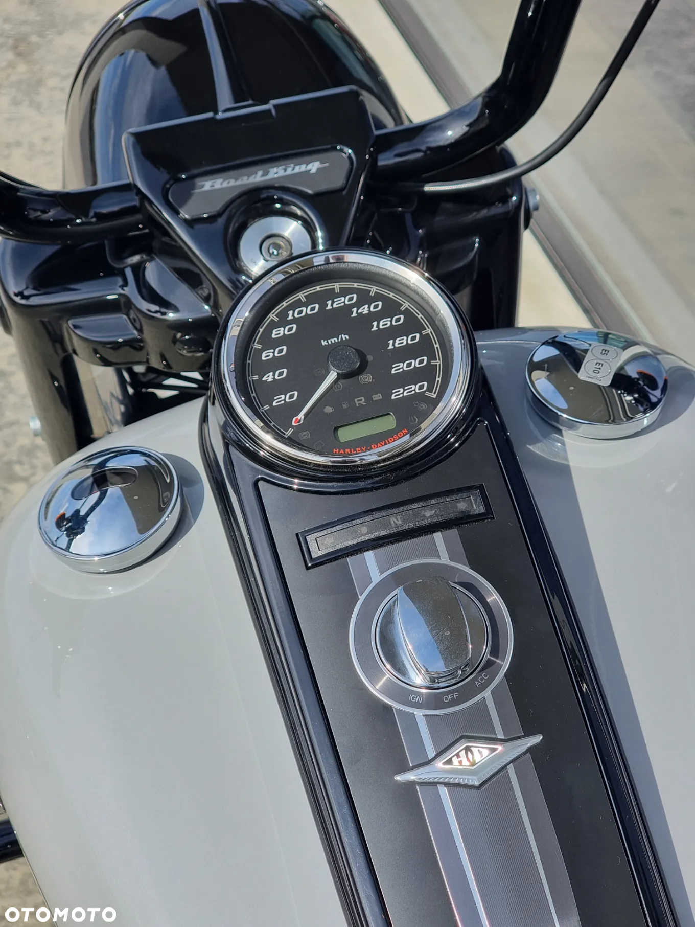 Harley-Davidson Touring Road King - 3