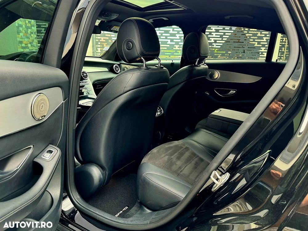 Mercedes-Benz GLC 220 d 4Matic 9G-TRONIC AMG Line - 29