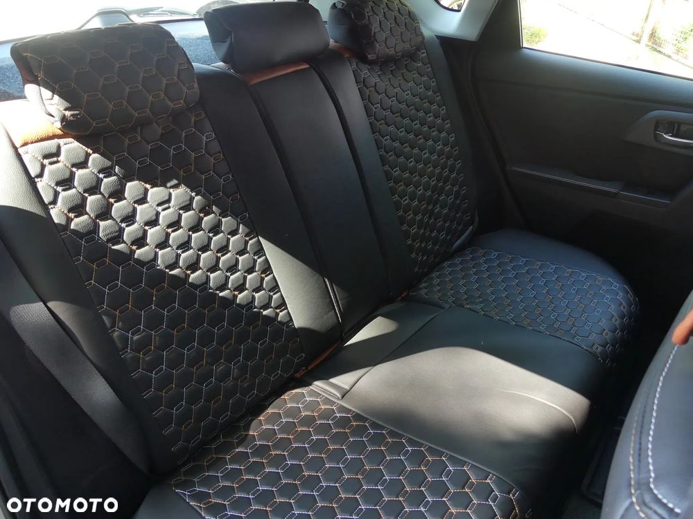 Toyota Auris 1.6 Prestige - 13