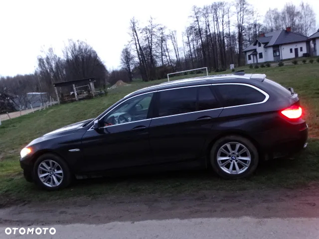 BMW F11 A90 B90 Drzwi Maska Błotnik Dach Ćwiartka Dach Próg listwa Nakładka Słupek SophistoGrau Sophisto F10 Kombi - 3
