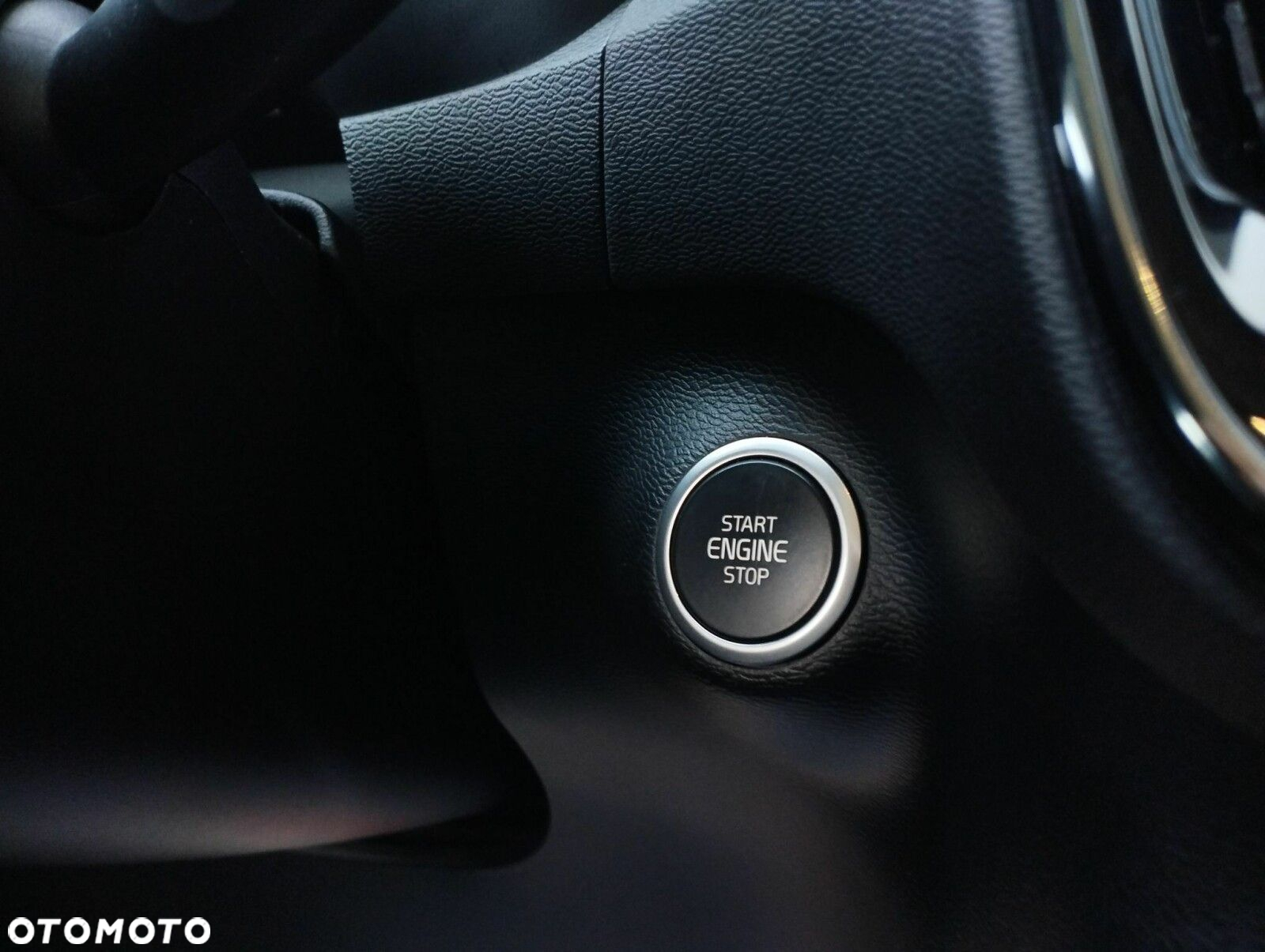 Volvo XC 40 T3 Momentum Pro - 31
