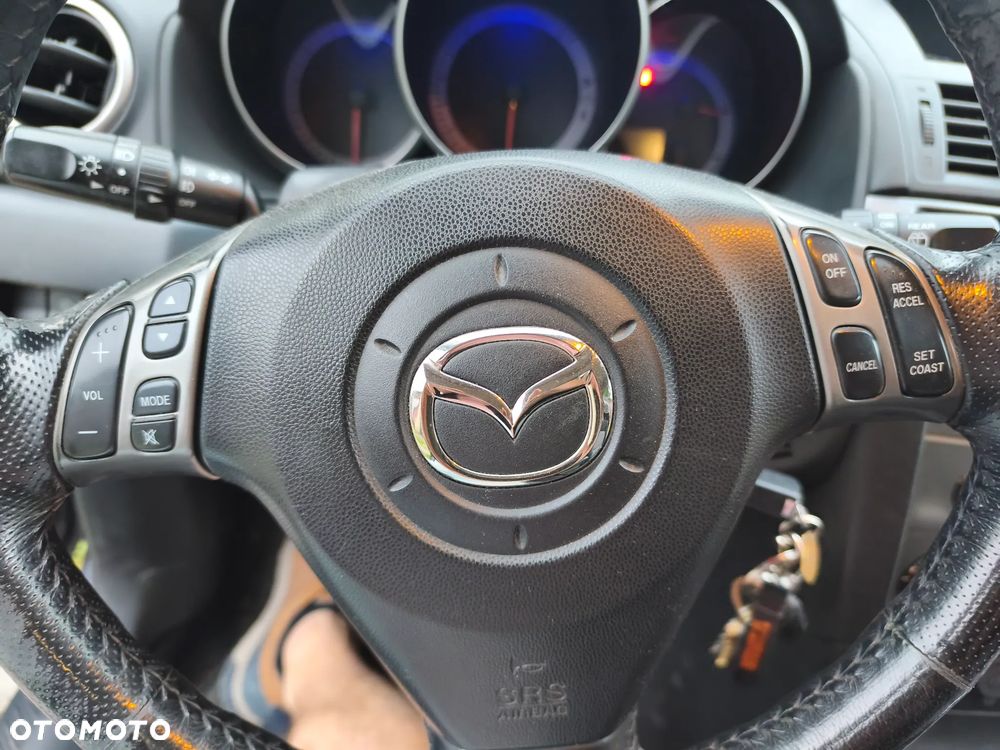 Mazda 3 ver-2-0-16v-active - 9