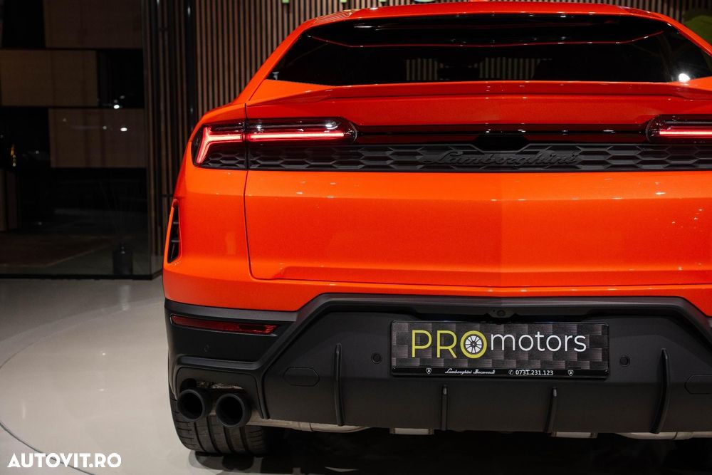 Lamborghini URUS - 17