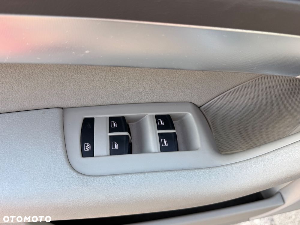Audi A6 Avant 2.0 TDI DPF multitronic - 17
