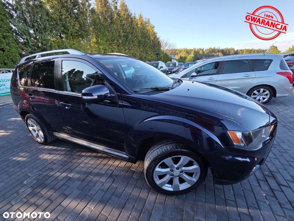 Mitsubishi Outlander - 12