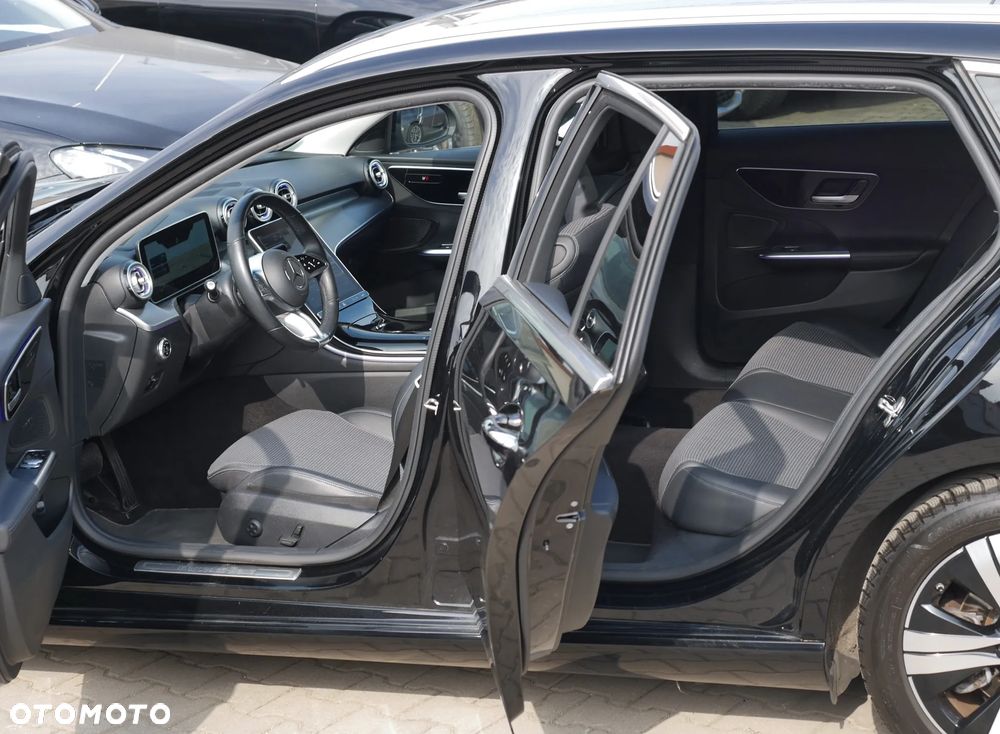 Mercedes-Benz Klasa C 220 d 9G-TRONIC - 12